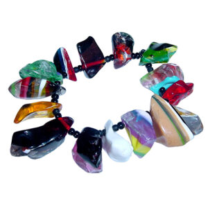 B0900 - RESIN BRACELET LIQUORICE "MOON STONES"