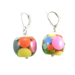 E1468 - RESIN EARRINGS SPOTTED BALLS