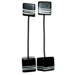 E2211 - RESIN EARRINGS LONG CUBES ON STUD "BAR CODE"