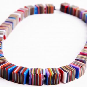 N0046 - LIQUORICE SMALL CUBES