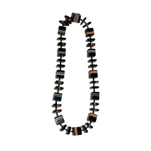 N2202 - RESIN NECKLACE MIX SQUARES SHORT "BAR CODE"