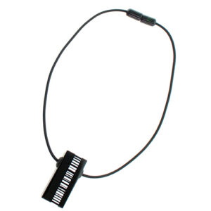 N2214 - RESIN NECKLACE SMALL PENDANT ON CORD BAR CODE