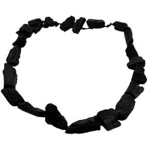N2724 - RESIN NECKLACE ON CORD "CHARCOAL" PIECES SHORT 45CM