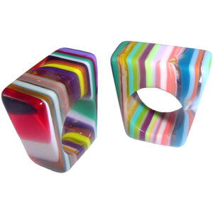 R2269 - RESIN RING LIQUORICE ALLSORTS POP ART "LEDA"